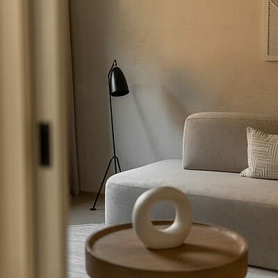 Komfort, Design und Qualität – perfekt vereint für unvergessliche Aufenthalte. Unsere neu gestalteten Hotelzimmer verbinden modernes Design mit höchstem Komfort. #SonnenResort #new2026 #rooms